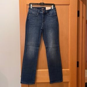 NWT NYDJ Marilyn straight Bluewell denim